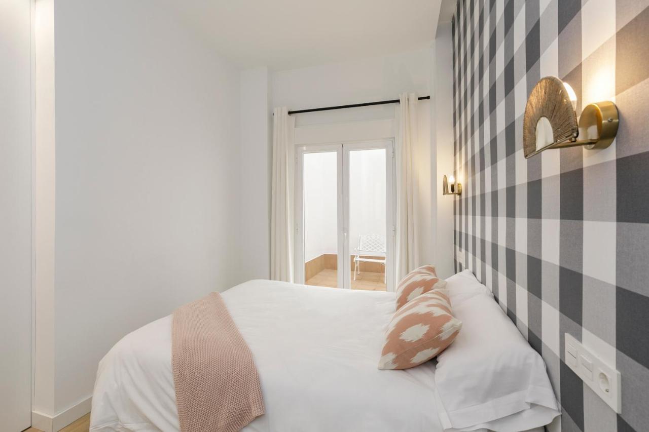 Hi Room - Smart Apartments - He 0 Гранада Экстерьер фото